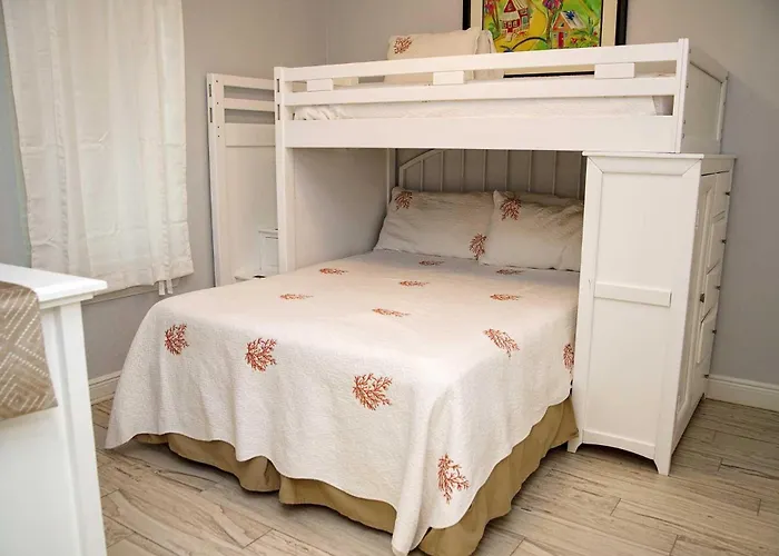 Crystal Shores West 505