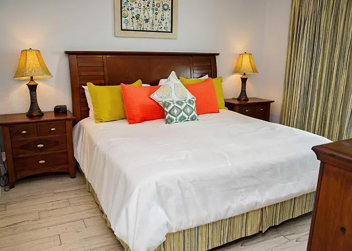 Holiday home Crystal Shores West 505 *